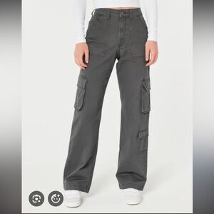 Hollister Gray Ultra High Rise Baggy Cargo Pants